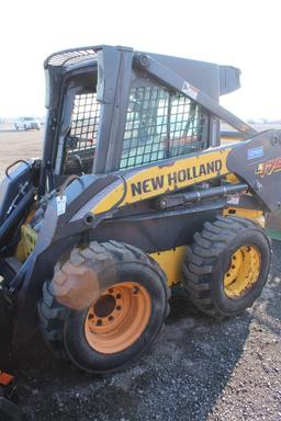 NH L175 skid loader