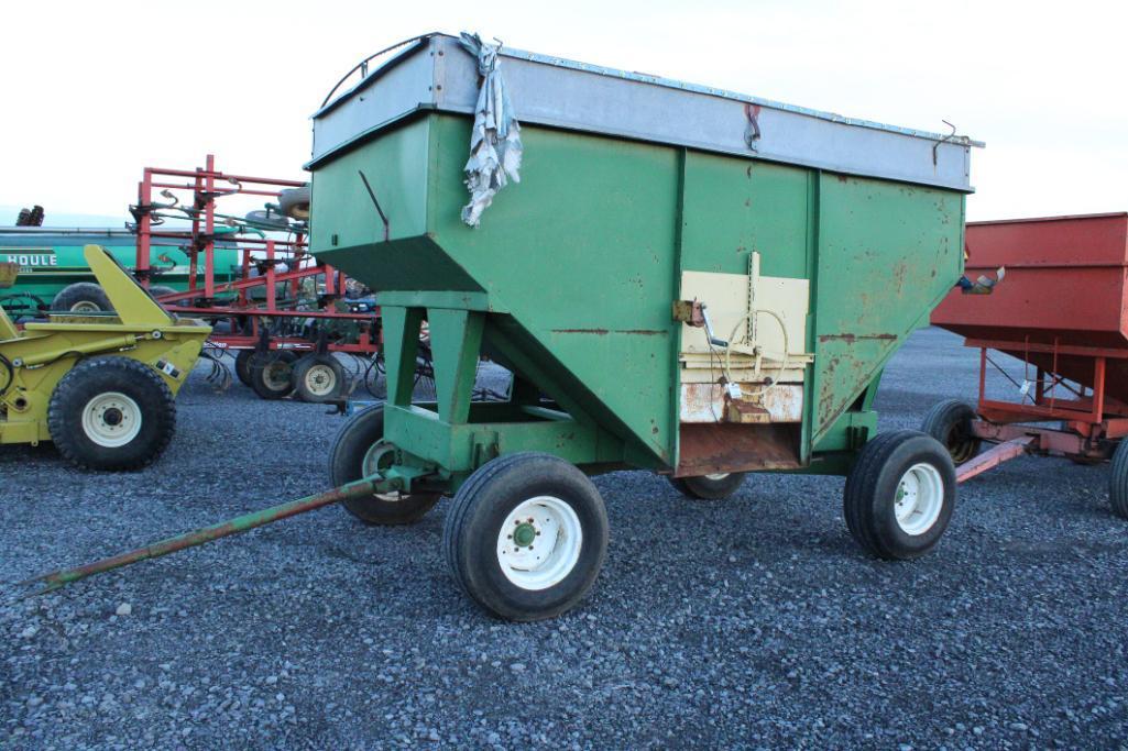 J&M 300bu gravity wagon