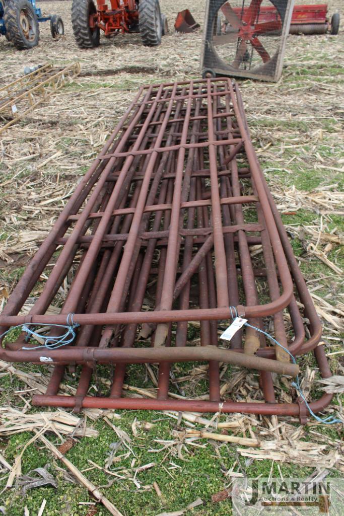 Lot of 6 large 16' cattle gates