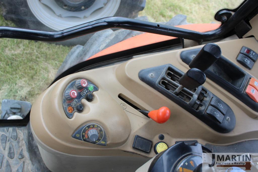 Agco RT120A tractor w/ Quickee Q61 loader w/ JRB hookup