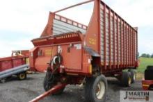 H&S HD twin auger rear unload forage wagon