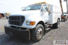 2002 Ford F650 service truck
