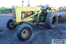 Oliver 1600 tractor