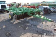 JD 712 9 tooth 12' chisel plow