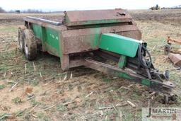 JD manure spreader wagon