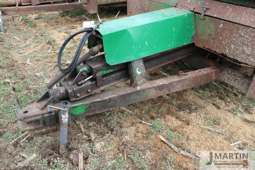 JD manure spreader wagon