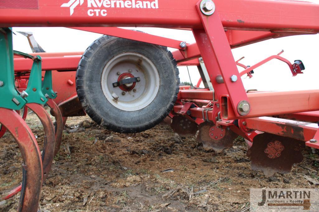 Kverneland CTC 19.5' CT line folding conservation tillage unit