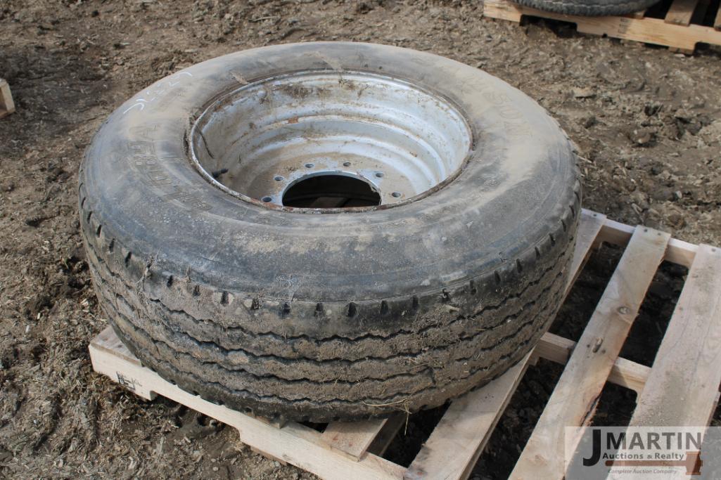 Samson 385/65R22.5 tire