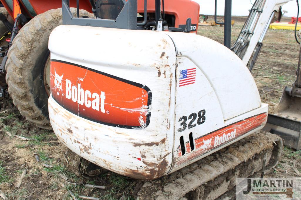 2004 Bobcat 326 mini excavator