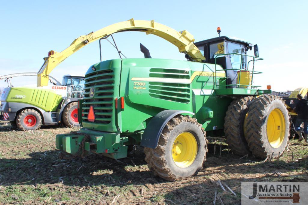 JD 7780 forage harvester