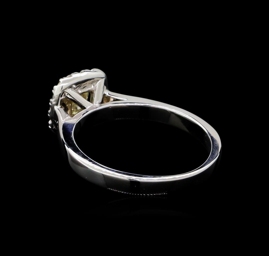 0.66 ctw Diamond Ring - 14KT White Gold