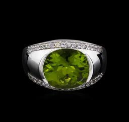 Crayola 3.95 ctw Peridot and White Sapphire Ring - .925 Silver