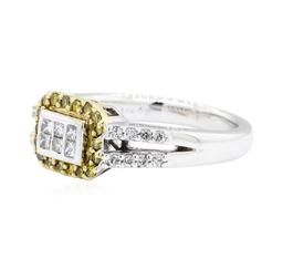 0.6 ctw Diamond Ring - 14KT White Gold