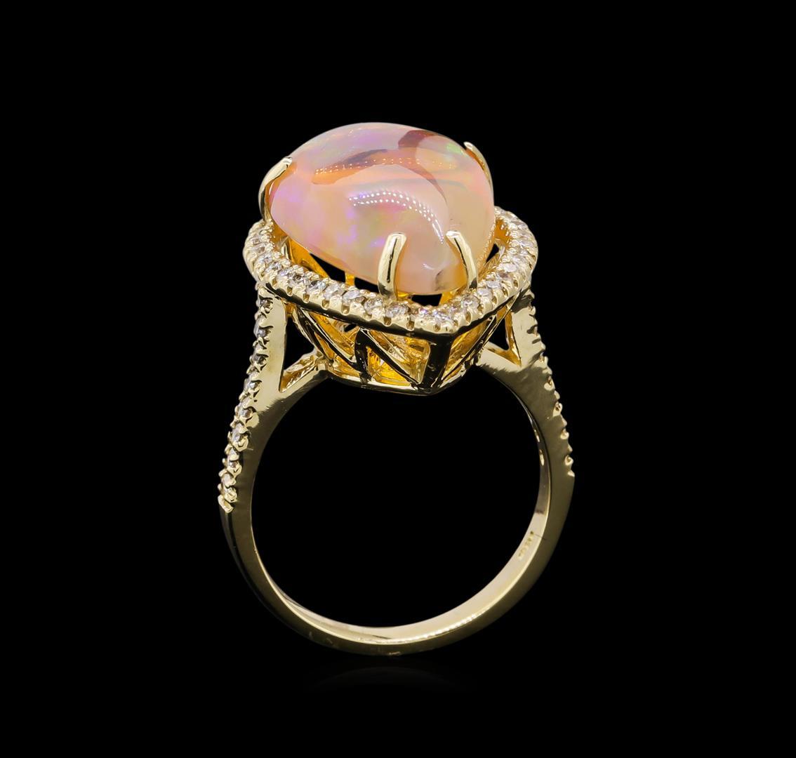 7.21 ctw Opal and Diamond Ring - 14KT Yellow Gold