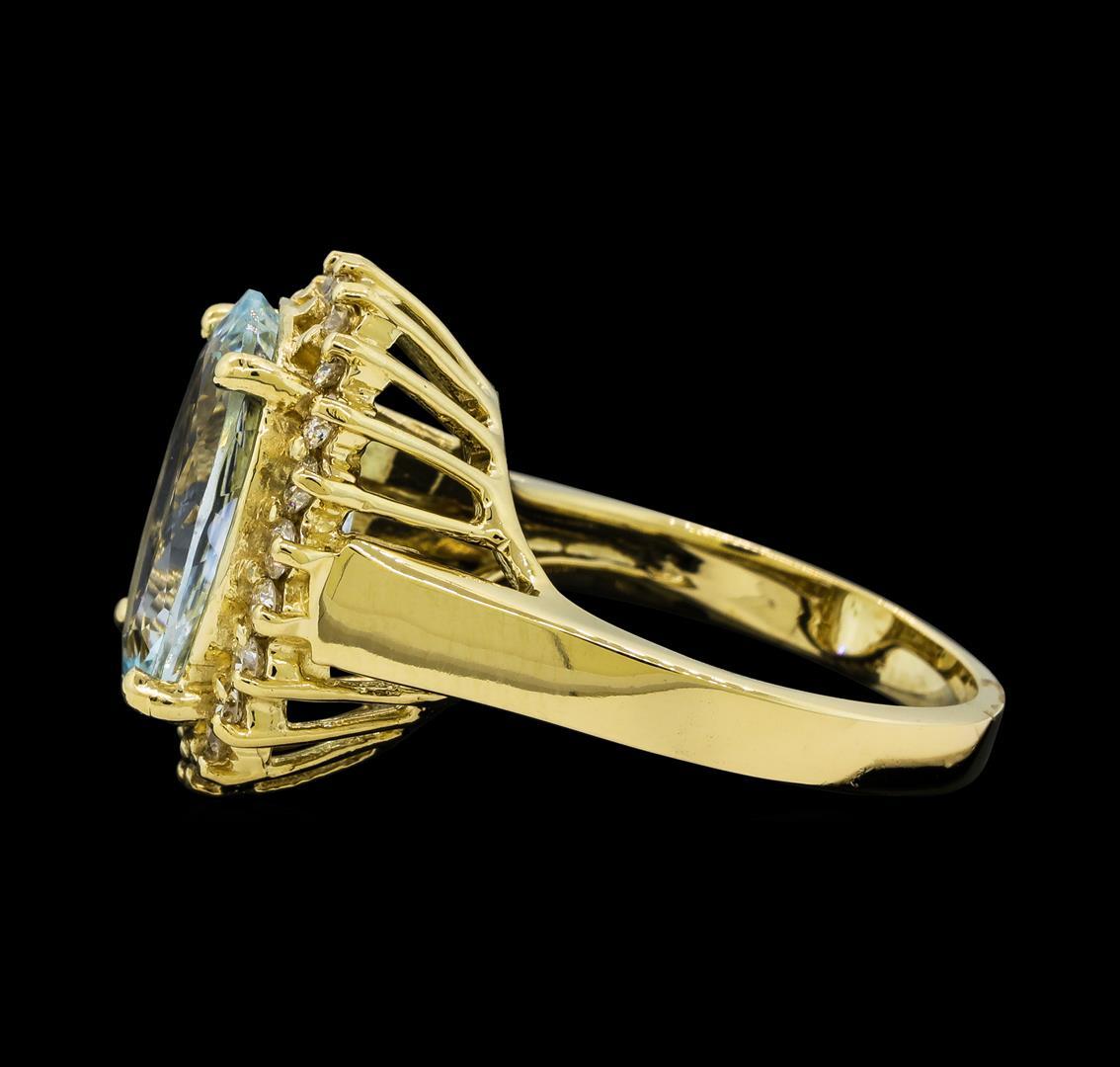 4.45 ctw Aquamarine and Diamond Ring - 14KT Yellow Gold