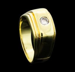 0.25 ctw Diamond Ring - 14KT Yellow Gold