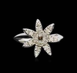14KT White Gold .42 ctw Diamond Starfish Ring