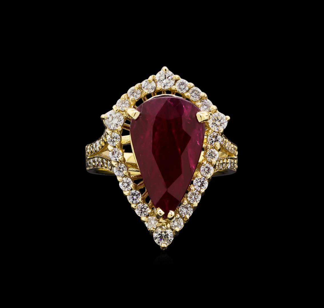 GIA C 5.98 ctw Ruby and Diamond Ring - 14KT Yellow Gold