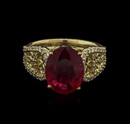 4.35 ctw Ruby and Diamond Ring - 14KT Yellow Gold