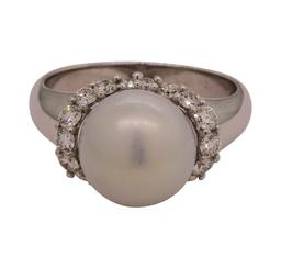 0.40 ctw Diamond and Pearl Ring - 18KT White Gold