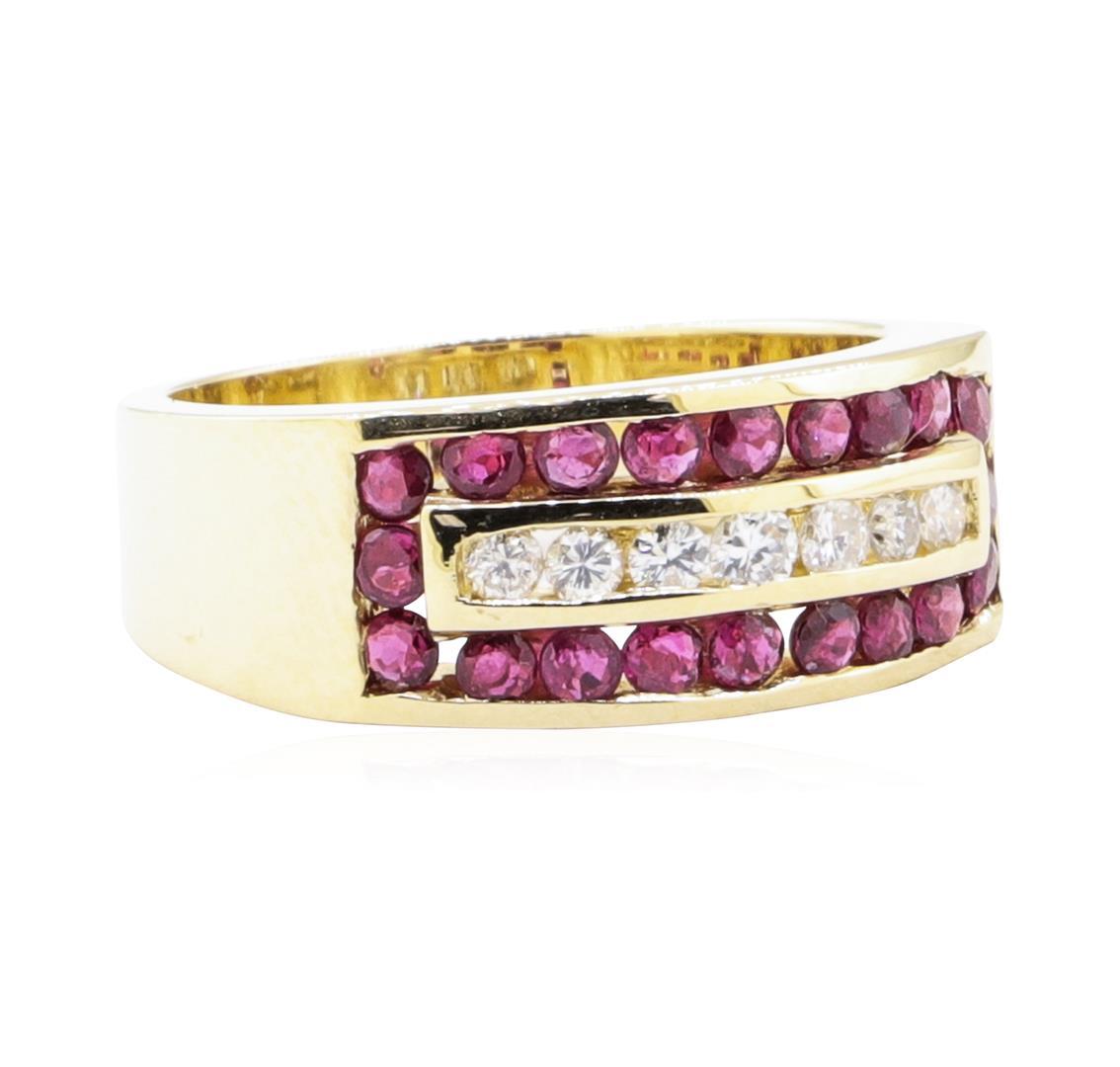 1.03 ctw Ruby And Diamond Ring - 14KT Yellow Gold