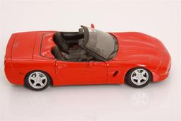 1/18 Scale 1998 Chevrolet Corvette by Maisto