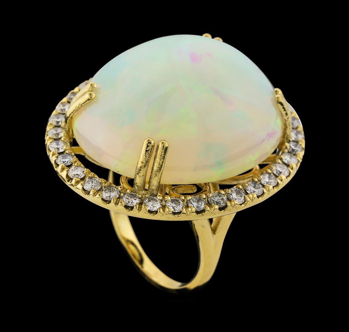 25.20 ctw Opal and Diamond Ring - 14KT Yellow Gold