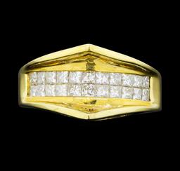 0.80 ctw Diamond Ring - 14KT Yellow Gold