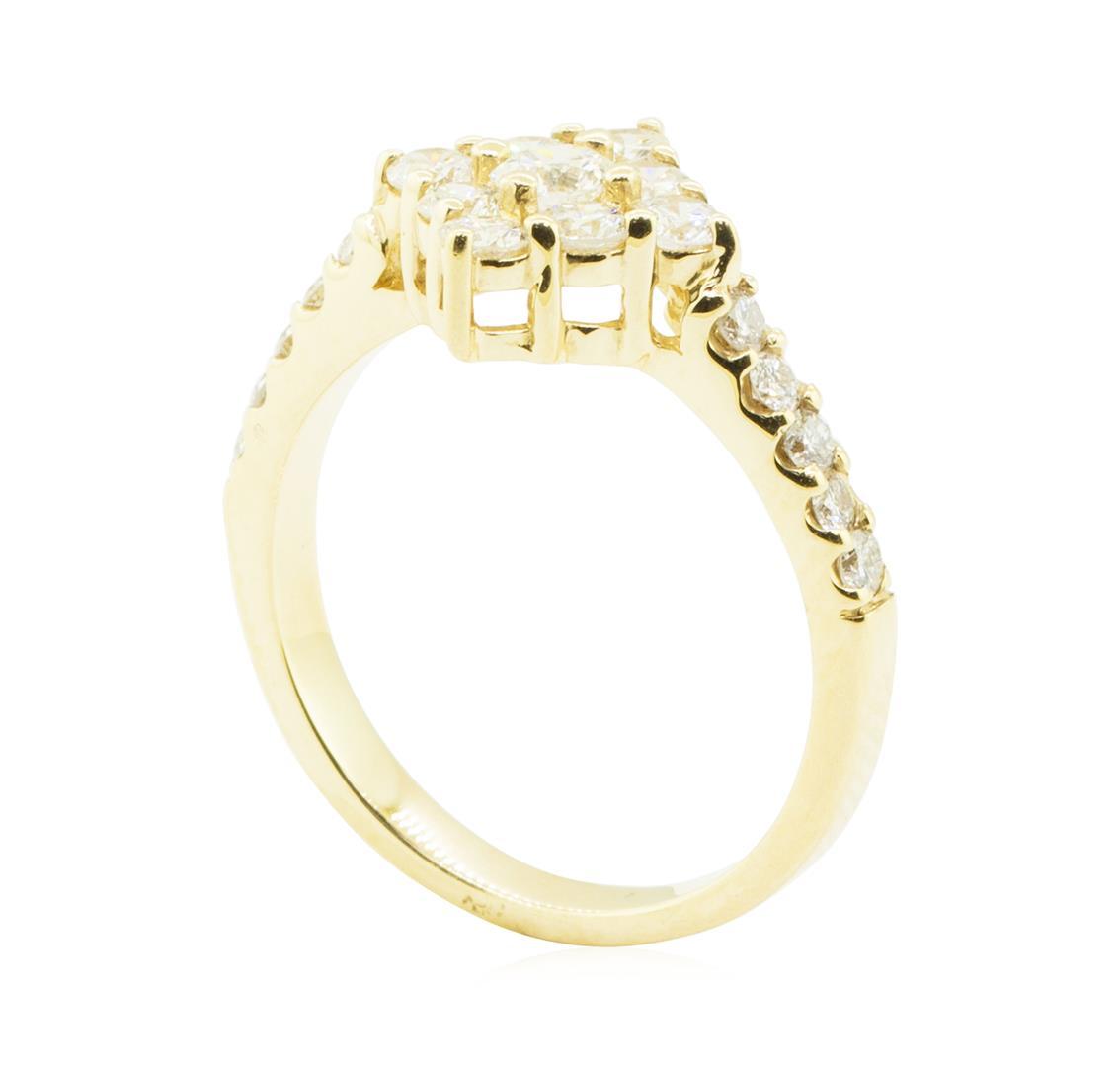 1.00 ctw Diamond Ring - 14KT Yellow Gold