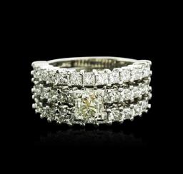 Platinum 2.77 ctw Diamond Ring