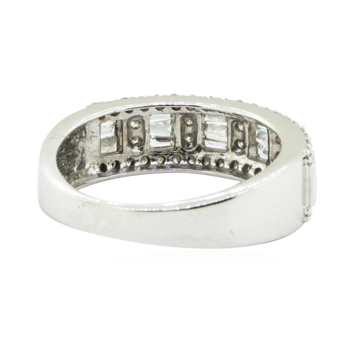 1.00 ctw Diamond Ring - 14KT White Gold