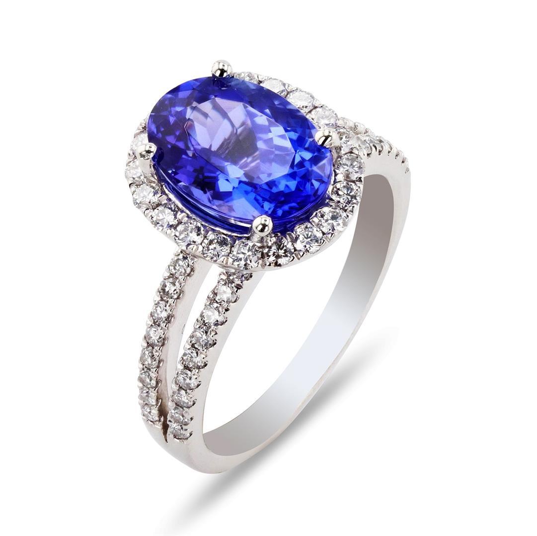 3.16 ctw Tanzanite and 0.65 ctw Diamond Platinum Ring