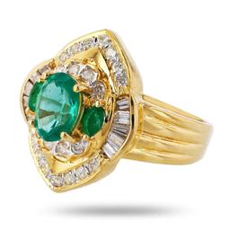 1.02 ctw Emerald and 0.57 ctw Diamond 18K Yellow Gold Ring