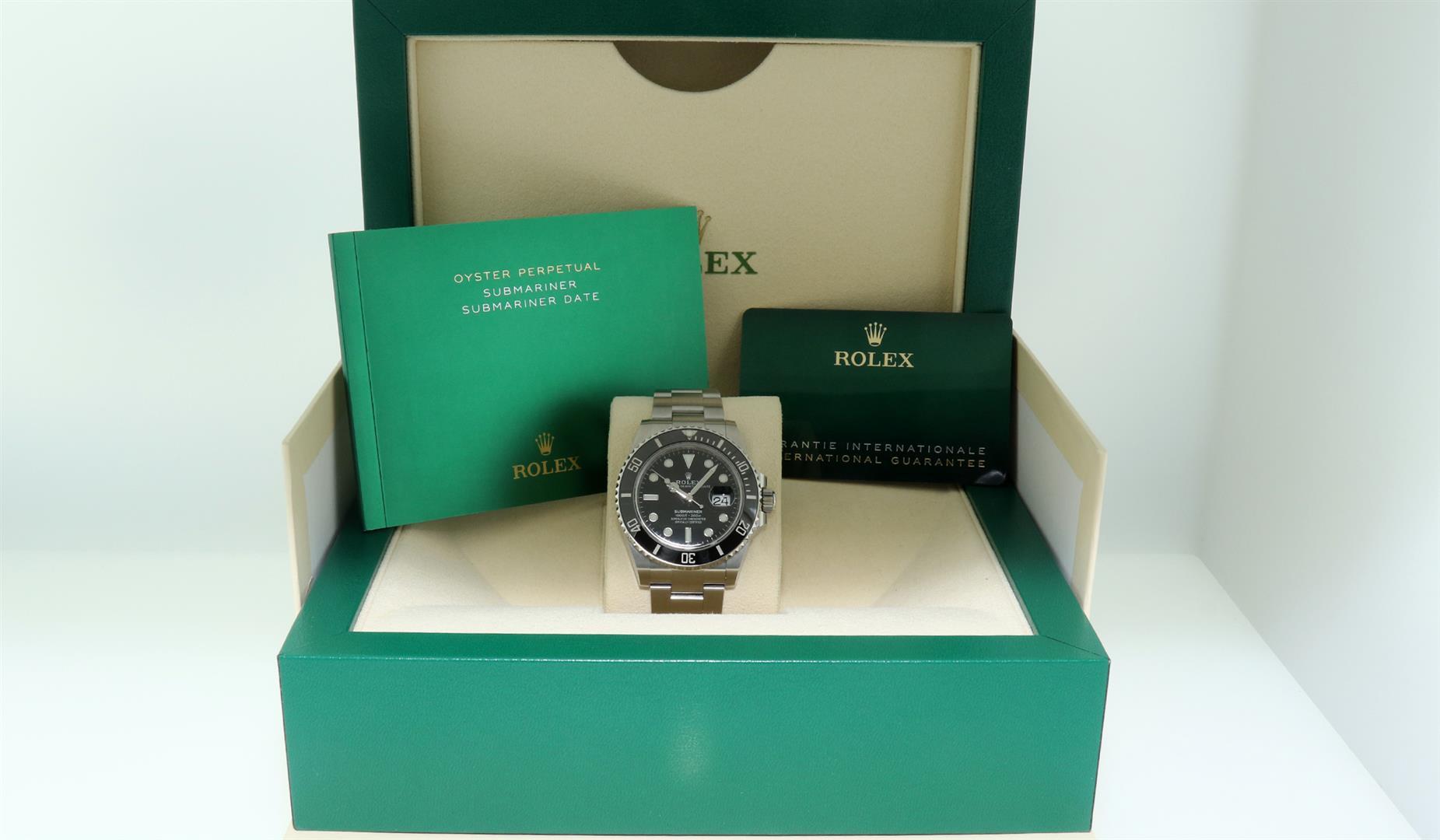 Rolex Mens Stainless Steel 41MM Submariner Date With Rolex Box And Papers