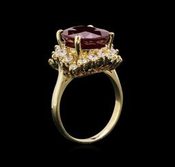 8.25 ctw Ruby and Diamond Ring - 14KT Yellow Gold