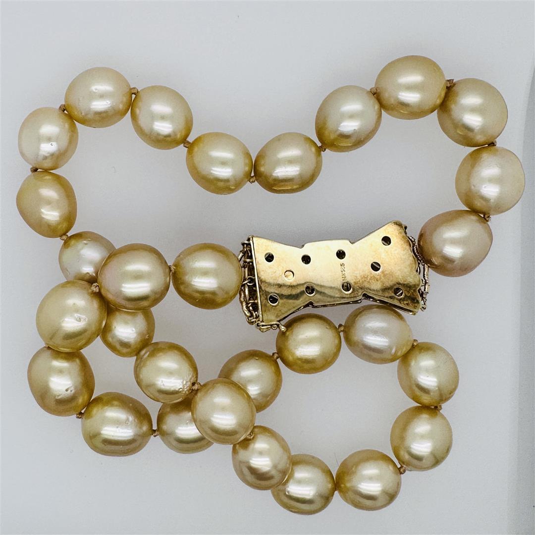 Pearl and Diamond Necklace - 14KT Yellow Gold