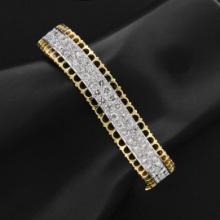 18K TT Gold 4.25 ctw Pave Set Ideal Cut Diamond Pierced Wavy Hinge Bangle Bracel