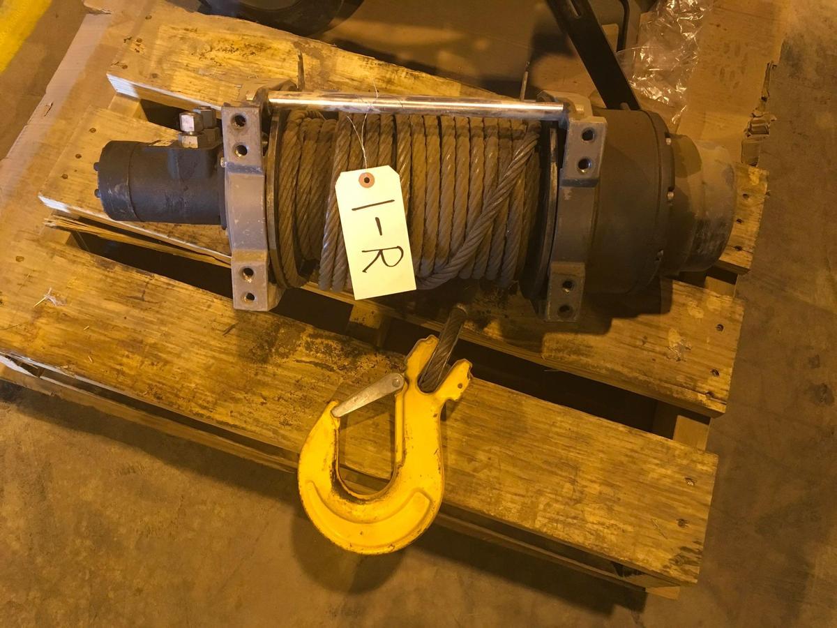 Hydraulic winch