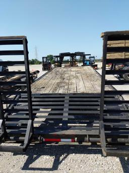 Robb Kaufman Inc. 24 foot gooseneck flatbed trailer