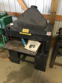 16009- Woodmaster 25 inch planer model 725 lineshaft driven