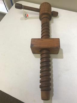 OHIO TOOL CO. BENCH SCREW