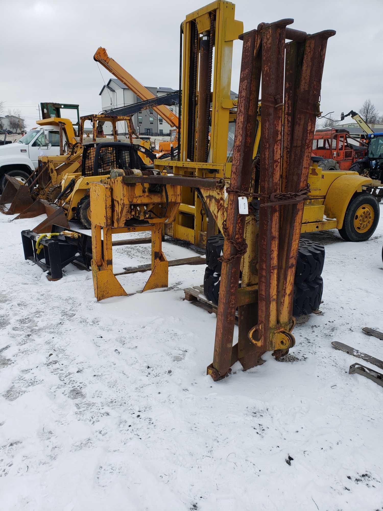 1540-C- Side boom for Cat Dozer