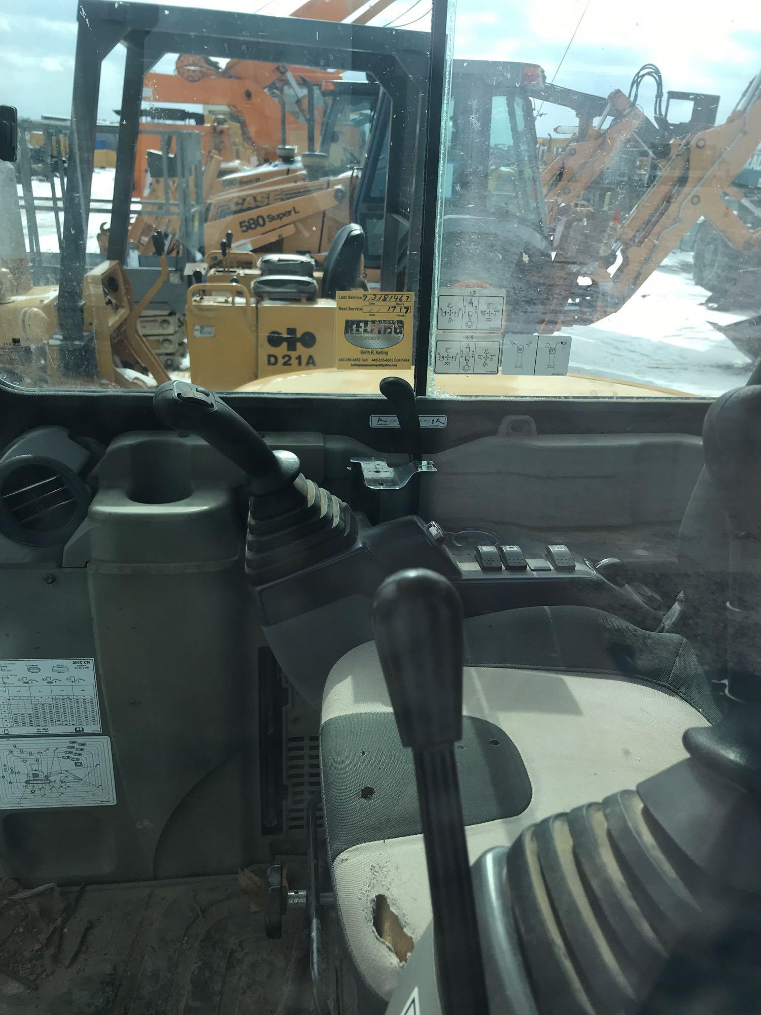 1526- Cat Mini Excavator 305CR