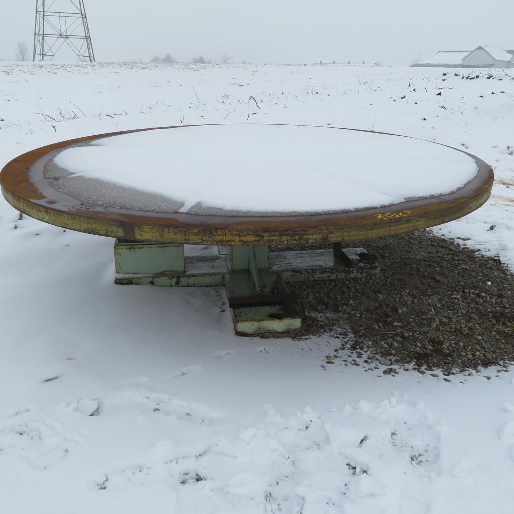 10 ft. round stacking table w/hyd. drive
