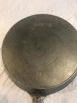 Oneta #9 Cast Iron Skillet