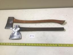 Lot of 2 Axes, both are medium sized