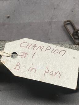 Champion #1 Trap, B-in pan