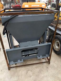 27012- New Wolverine Hydraulic Skid Steer Spreader