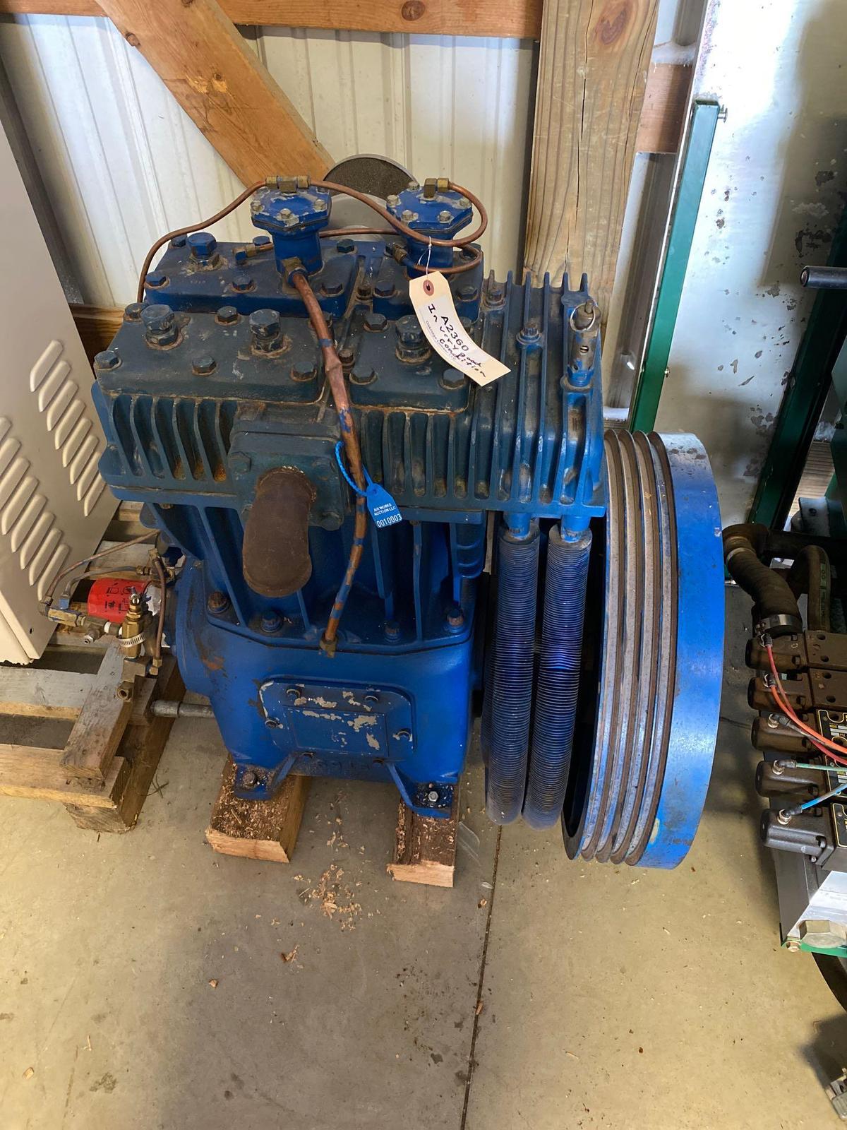 10003- Quincy Air Compressor, QR-390-108, Serial no. 20031112-0047, Hydraulic powered