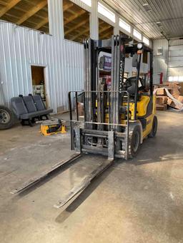 Hyundai model 25L-74 Forklift